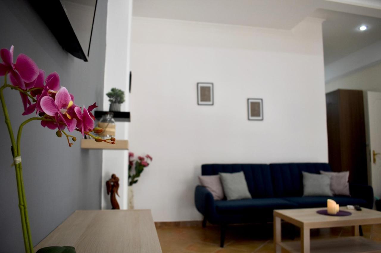 Memories Studio Artemis Apartment Екстериор снимка